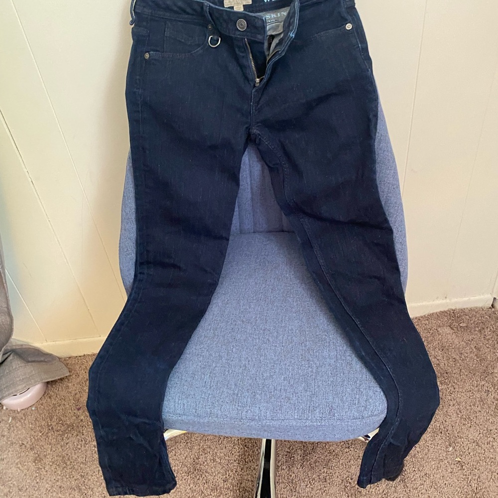 Burberry semi skinny jeans 28